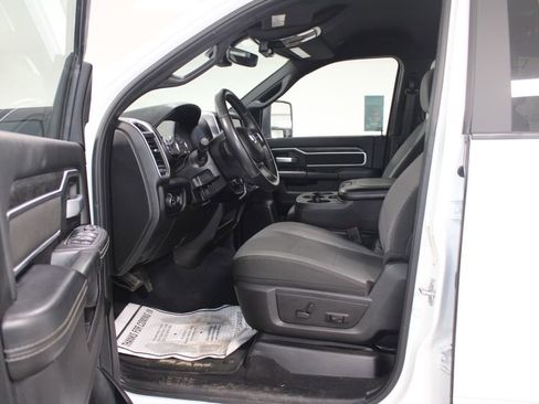 Used 2024 RAM 2500 Big Horn image 21