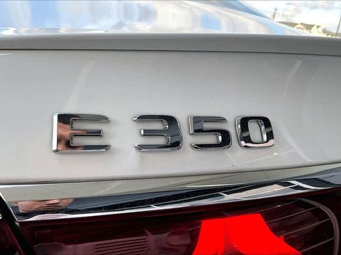 Used 2025 Mercedes-Benz E 350 4MATIC Sedan image 14