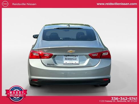 Used 2023 Chevrolet Malibu LT FWD image 5