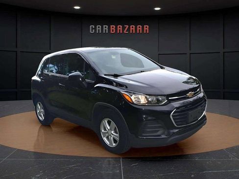 Used 2019 Chevrolet Trax LS image 6