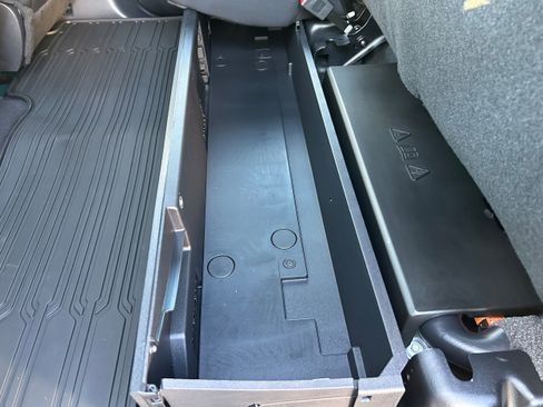 Used 2025 Ford F150 Raptor image 36