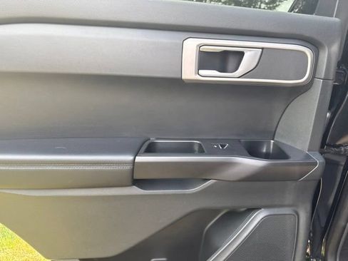 Used 2021 Ford Explorer 2WD image 44