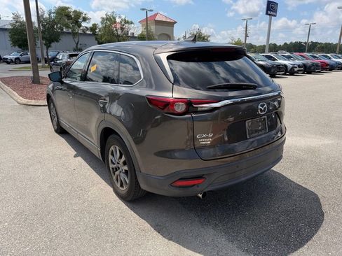 Used 2018 MAZDA CX-9 Touring w/ Touring Premium Package FWD image 7