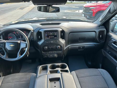Used 2019 Chevrolet Silverado 1500 Custom w/ Custom Convenience Package image 32