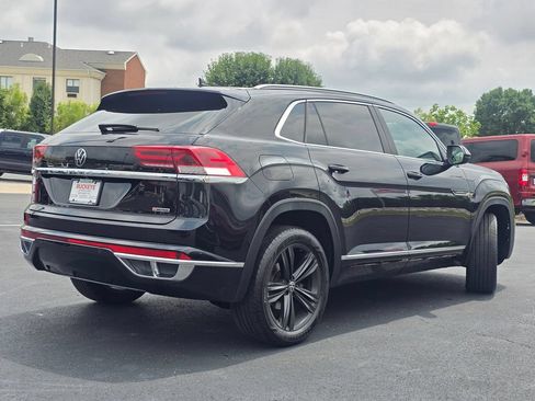 Used 2022 Volkswagen Atlas Cross Sport SEL R-Line AWD/4WD image 8