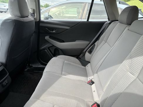 Used 2021 Subaru Outback Premium w/ Popular Package #1 AWD/4WD image 8