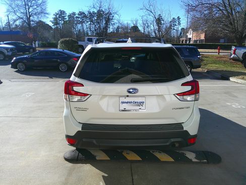 Used 2020 Subaru Forester Premium w/ Popular Package #1 image 9