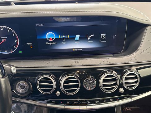 Used 2020 Mercedes-Benz Maybach S 560 4MATIC image 29