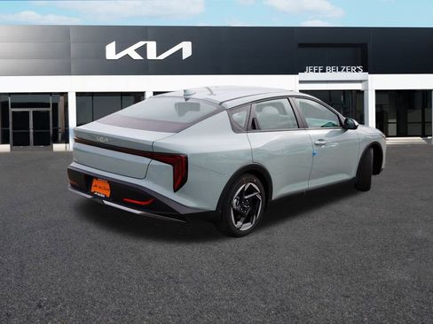 New 2025 Kia K4 EX image 3