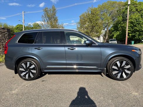 Used 2024 Volvo XC90 T8 Ultimate w/ Lounge Package AWD/4WD image 8