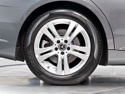 Used 2019 Mercedes-Benz S 560 4MATIC Sedan w/ Premium Package image 20