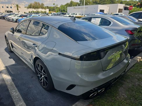 Used 2022 Kia Stinger GT-Line RWD image 4