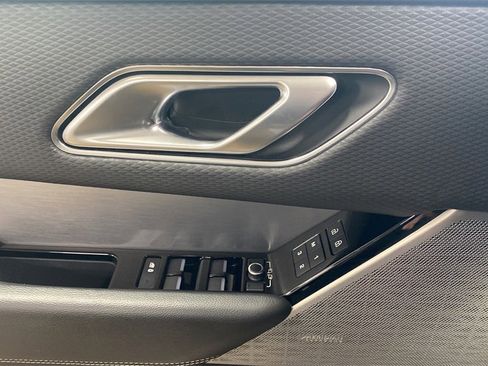 Used 2021 Land Rover Range Rover Velar R-Dynamic S image 13