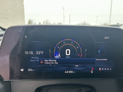 Used 2025 Chevrolet Traverse LT image 28