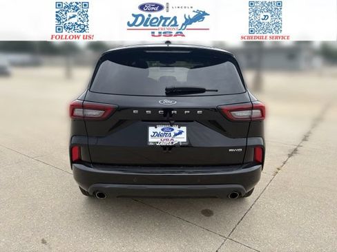 Certified 2024 Ford Escape ST-Line w/ Tech Pack #1 AWD/4WD image 4