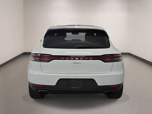 Certified 2019 Porsche Macan AWD/4WD image 6