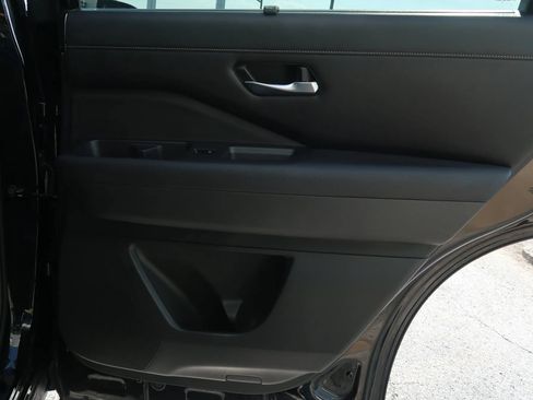 Used 2022 Nissan Pathfinder SL w/ SL Premium Package FWD image 50