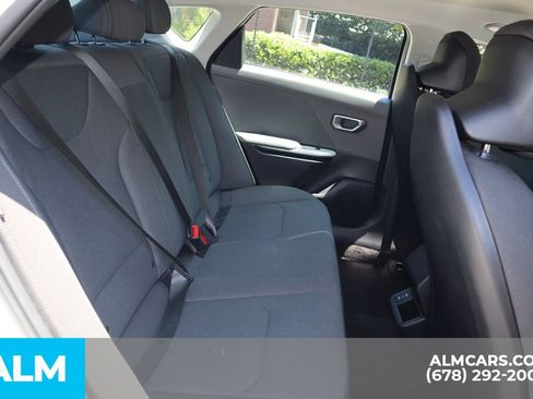 Used 2025 Kia K4 FWD image 21