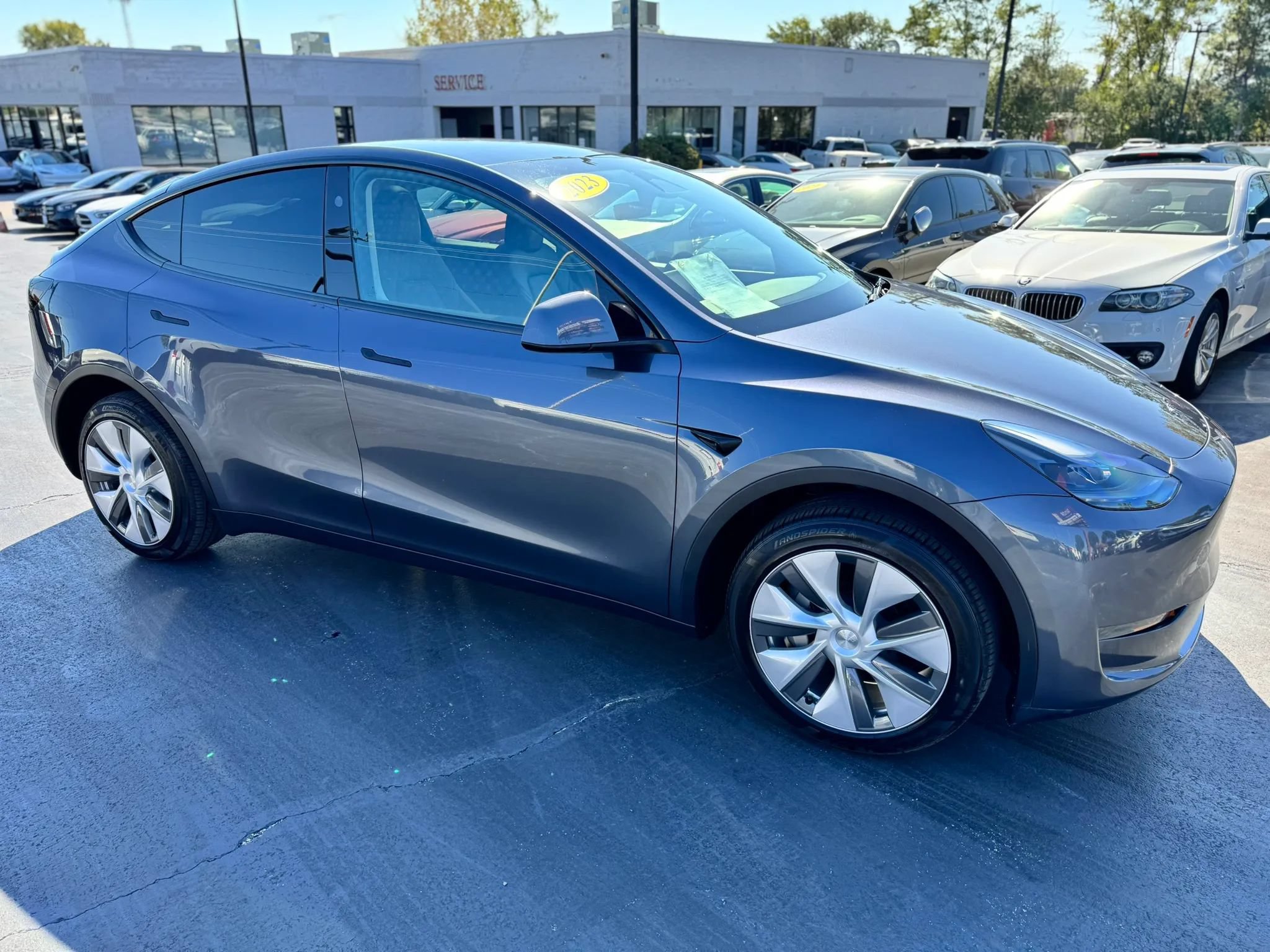 Used 2023 Tesla Model Y Long Range AWD/4WD image 6
