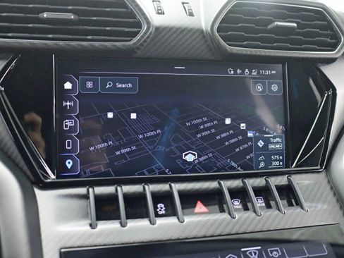 Used 2023 Lamborghini Urus Performante image 27