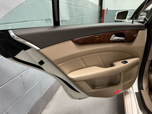 Used 2012 Mercedes-Benz CLS 550 4MATIC image 13