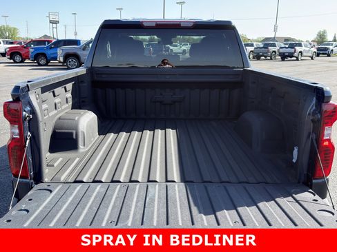 Used 2022 Chevrolet Silverado 1500 Custom image 10