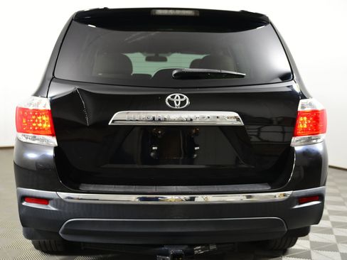 Used 2012 Toyota Highlander FWD image 8