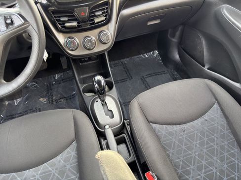 Used 2021 Chevrolet Spark LT FWD image 31
