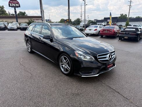Used 2014 Mercedes-Benz E 350 4MATIC Wagon w/ Premium 1 Package image 4