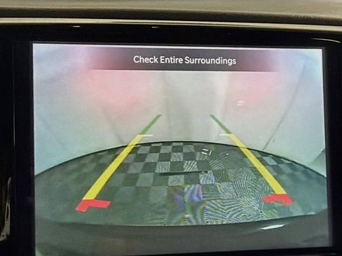 Used 2024 Chrysler Pacifica Touring-L FWD image 21