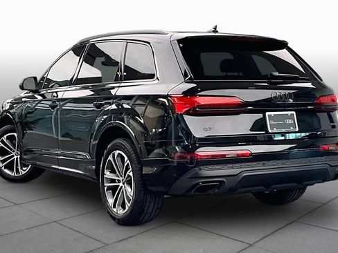 Certified 2025 Audi Q7 2.0T Premium w/ Convenience Plus Package AWD/4WD image 12