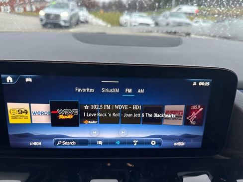 Used 2025 Mercedes-Benz GLA 250 4MATIC image 19