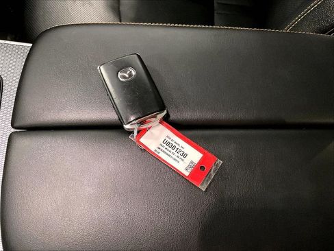 Used 2024 MAZDA CX-90 Plug-In Hybrid w/ Premium Pkg AWD/4WD image 31