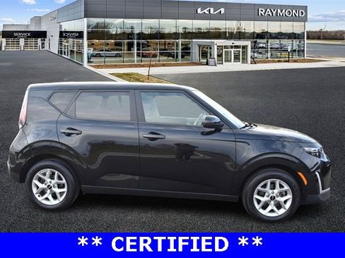 Certified 2024 Kia Soul LX w/ Option Group 015 image 2