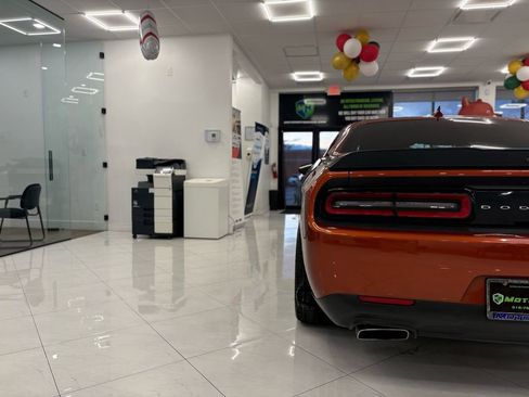 Used 2020 Dodge Challenger R/T Scat Pack image 13