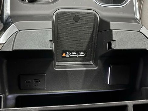 Used 2026 GMC Sierra 1500 SLT w/ SLT Premium Plus Package image 38