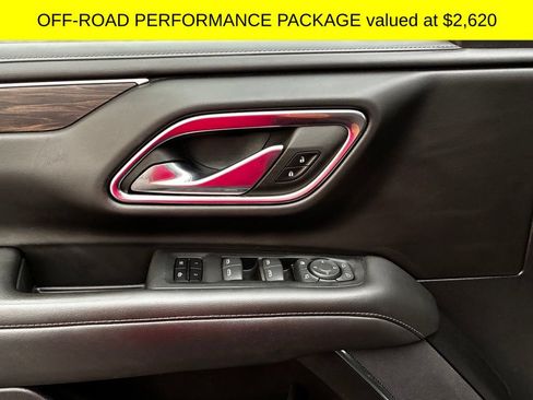 Used 2023 Chevrolet Tahoe Z71 w/ Z71 Off-Road Package AWD/4WD image 4