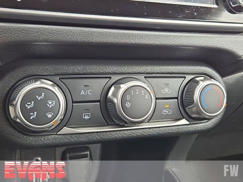 Used 2025 Nissan Versa S w/ Trunk Package FWD image 8