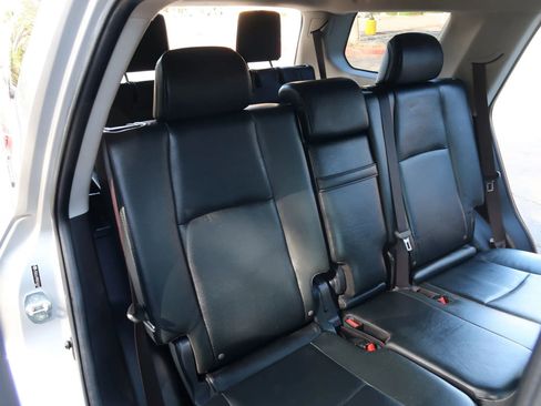 Used 2011 Toyota 4Runner Limited image 19