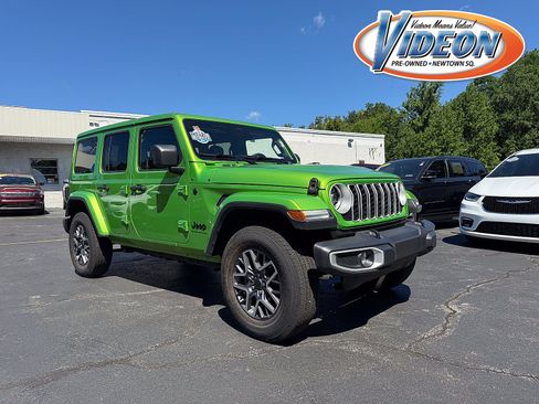 Used 2026 Jeep Wrangler Unlimited Sahara w/ Safety Group AWD/4WD image 1
