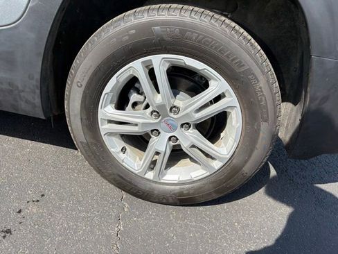 Certified 2023 GMC Terrain SLE w/ Driver Convenience Package FWD image 21