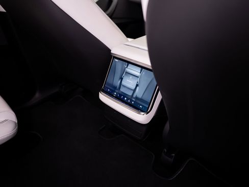 Used 2023 Tesla Model X Plaid image 67