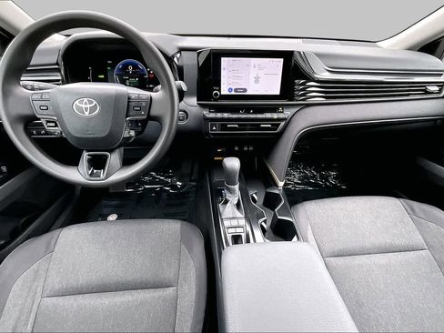 Used 2026 Toyota Camry LE FWD image 15