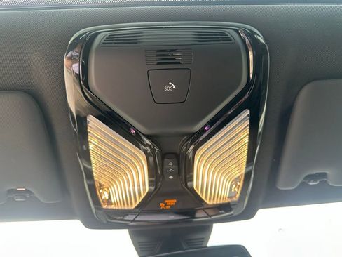 Certified 2023 BMW 330i Sedan w/ M Sport Package image 17