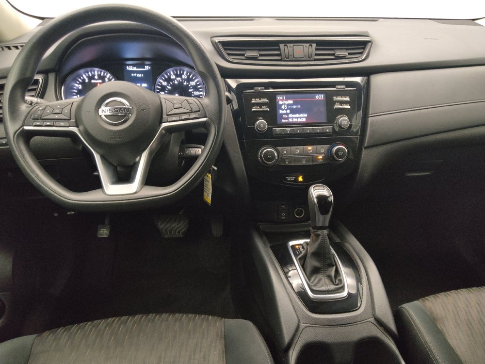 Used 2017 Nissan Rogue S w/ S Appearance Package FWD image 22