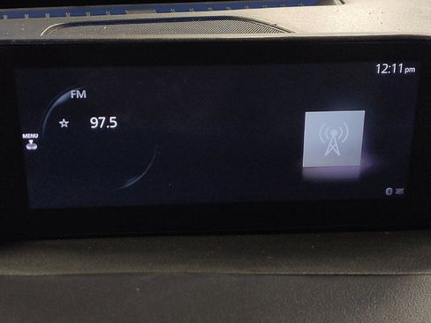 Used 2022 MAZDA MAZDA3 s image 25