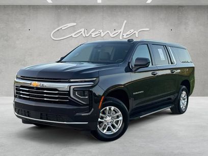 Used 2025 Chevrolet Suburban LT