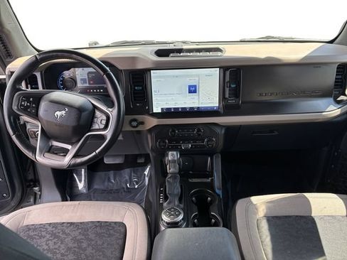 Used 2023 Ford Bronco Wildtrak AWD/4WD image 14