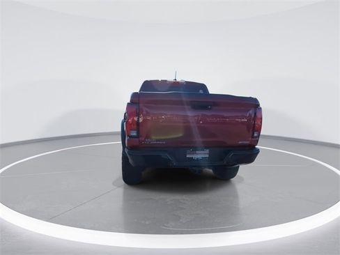 Used 2026 Chevrolet Colorado ZR2 w/ Technology Package image 7