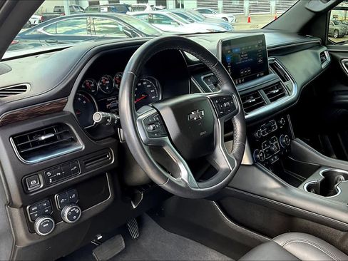 Used 2021 Chevrolet Tahoe Z71 image 17